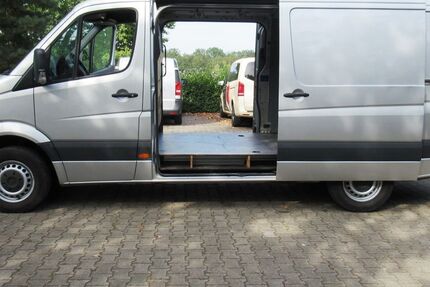 Mercedes-Benz Sprinter 218.000 km 14.499 € Gröbern bei Meissen 01689