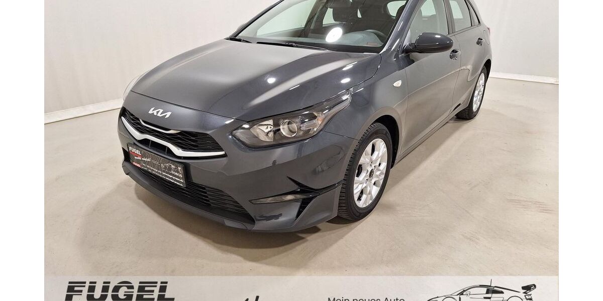 Kia ceed / Ceed 28.880 km 15.899 &euro; Dresden 01157