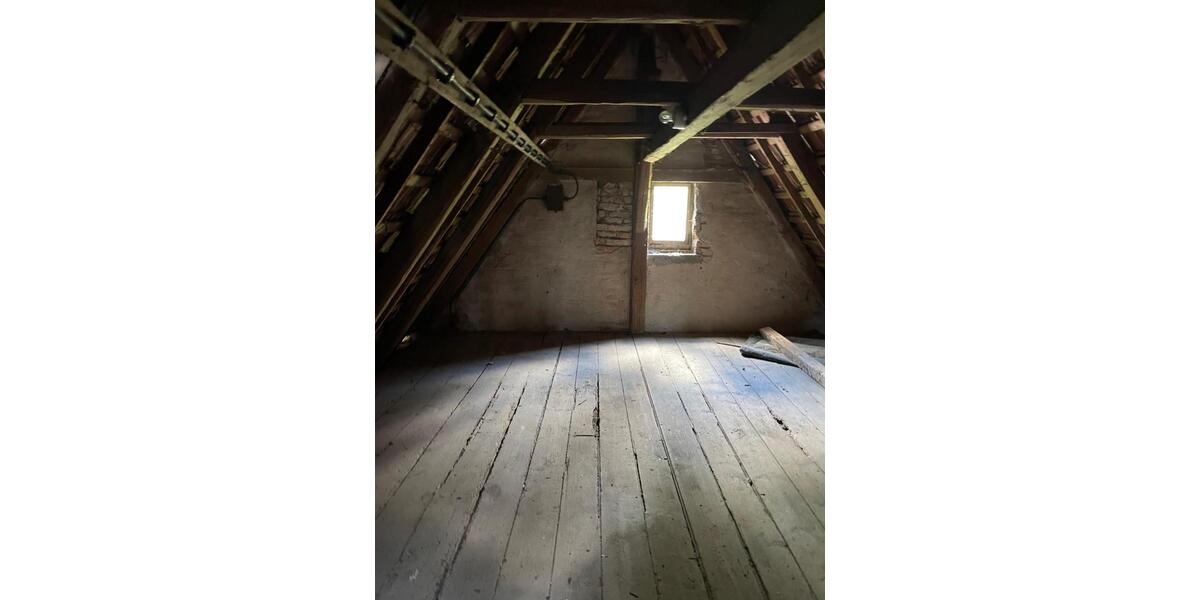 Einfamilienhaus Heidenau - 4 Zimmer, 120 m&sup2;, 65.000&euro; | Angebot:25695550