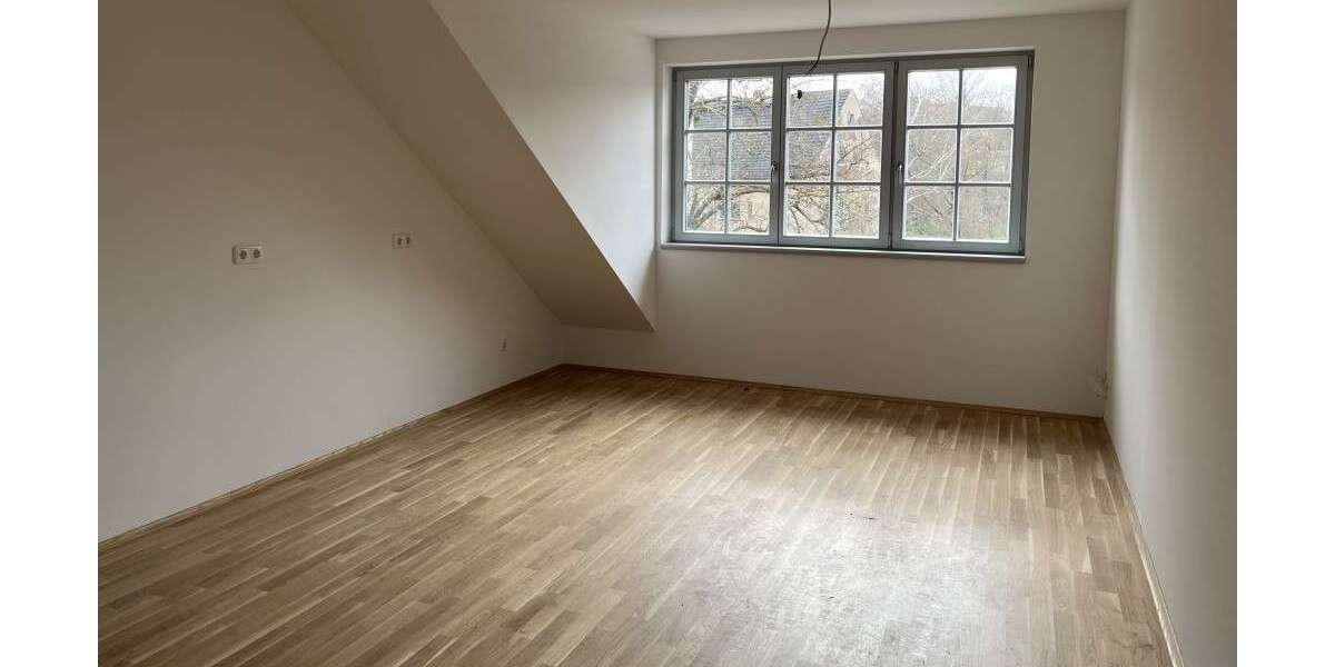 Etagenwohnung Pirna - 3 Zimmer, 104 m&sup2;, 1.149&euro; | Angebot:25430914