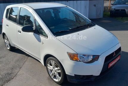 Mitsubishi Colt 100.600 km 4.395 &euro; Dresden 01279