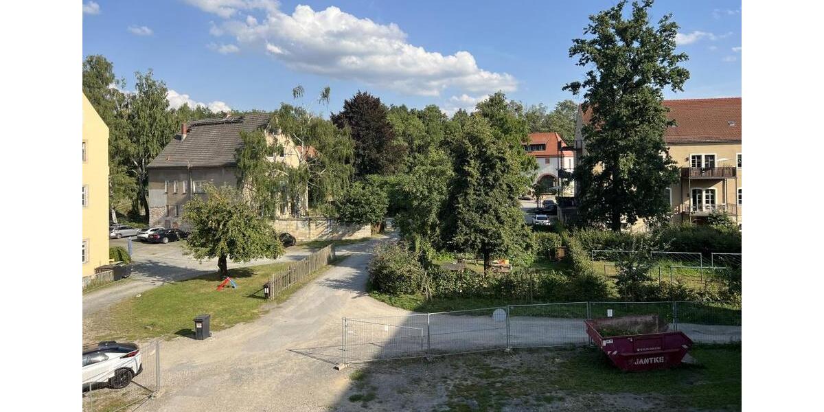 Dachgeschoßwohnung Pirna - 4 Zimmer, 129 m&sup2;, 1.488&euro; | Angebot:25422972