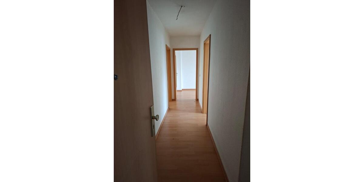 Erdgeschoßwohnung Freital - 2 Zimmer, 45 m&sup2;, 300&euro; | Angebot:26463162