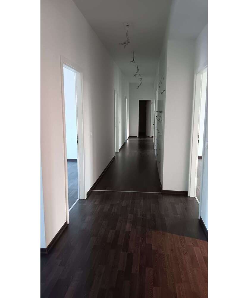 Büro in Dresden 2.200 € 225.77 m²