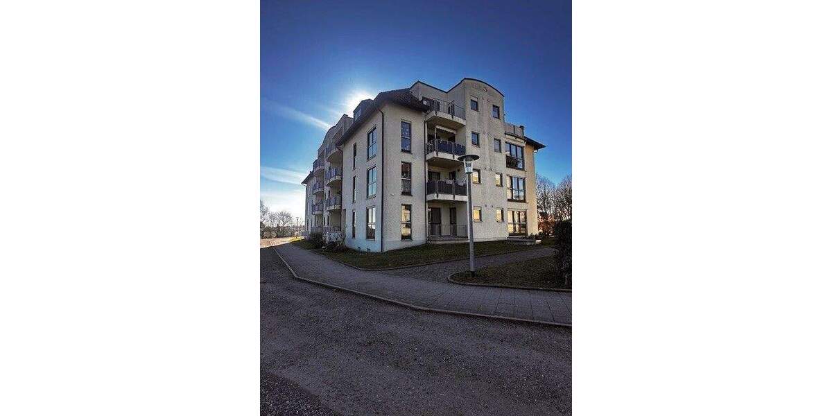 Etagenwohnung Dresden / Gompitz Pennrich - 2 Zimmer, 52 m&sup2;, 416&euro; | Angebot:25372340