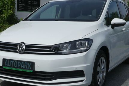 VW Touran 105.400 km 13.900 &euro; Dresden 01237