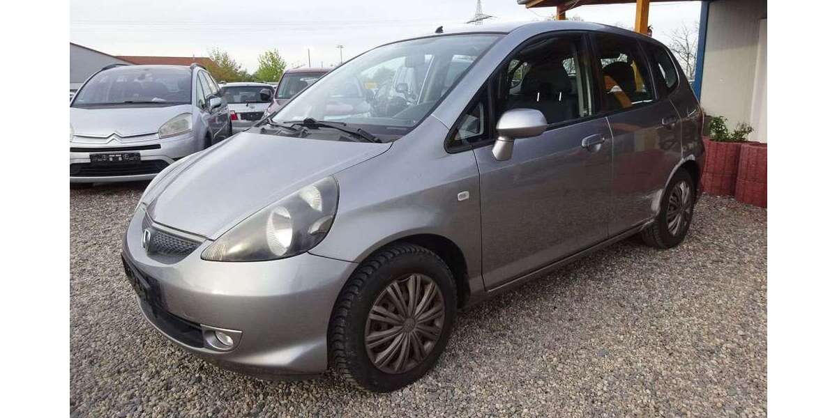 Honda Jazz 227.000 km 1.100 &euro; Dresden 01219