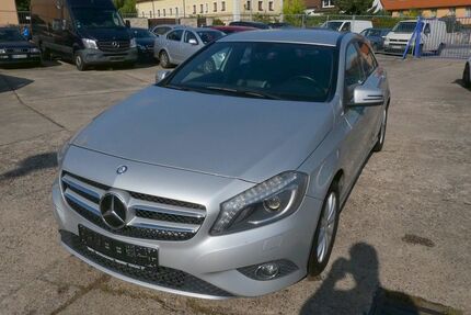 Mercedes-Benz A 180 173.294 km 11.300 &euro; Dresden 01157