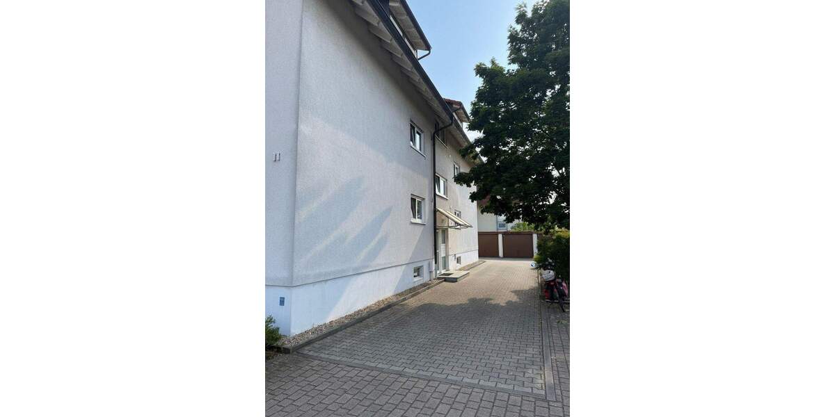Etagenwohnung Weinböhla - 3 Zimmer, 72 m&sup2;, 159.000&euro; | Angebot:24990099