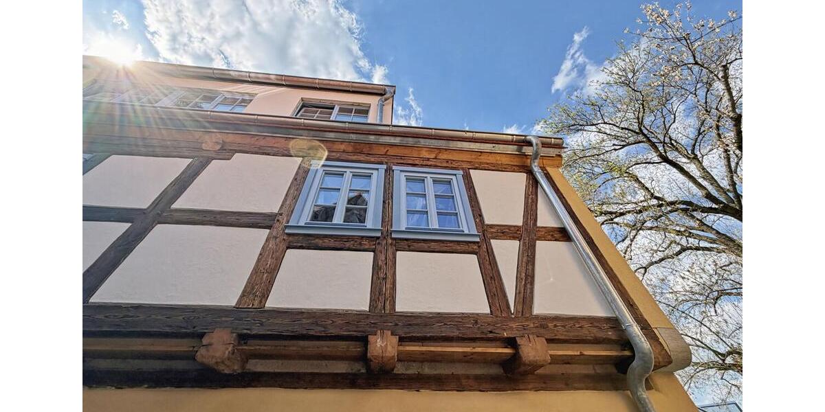 Etagenwohnung Dresden Prohlis - 7 Zimmer, 190 m&sup2;, 2.660&euro; | Angebot:26490342
