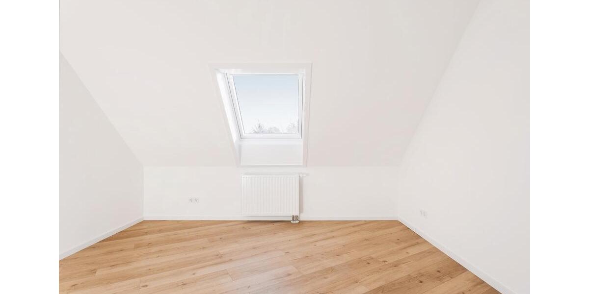 Dachgeschoßwohnung Dresden Blasewitz - 2 Zimmer, 71 m&sup2;, 920&euro; | Angebot:26148690