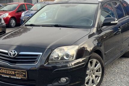 Toyota Avensis 168.000 km 4.499 &euro; Dresden 01159