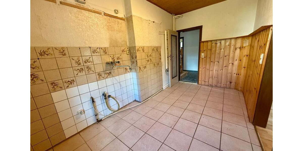 Einfamilienhaus Dresden Klotzsche - 7 Zimmer, 180 m&sup2;, 415.000&euro; | Angebot:27042838