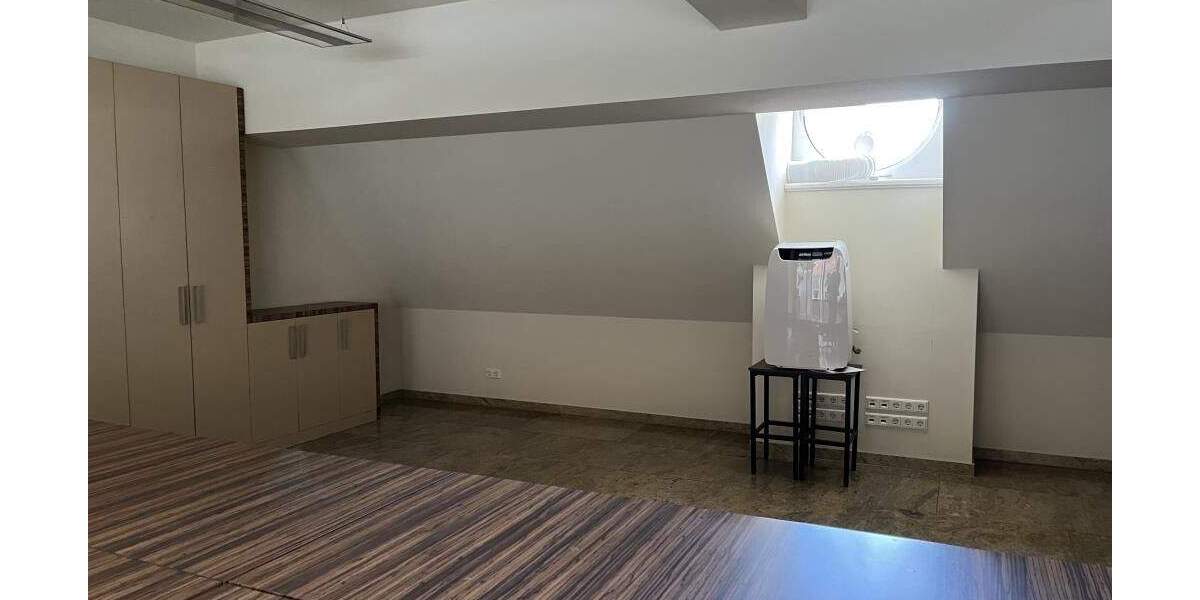 Gewerbeobjekt Dresden Innere Altstadt - 1 Zimmer, 53 m&sup2;, 700&euro; | Angebot:25708875
