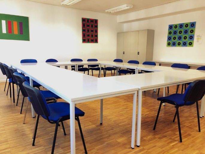 Inspirierendes, zentral gelegenes Büroraum 5 in Dresden - flexibel & möbliert zimmer