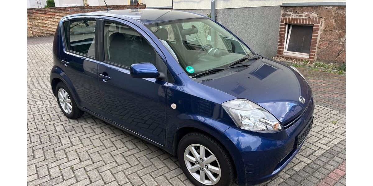 Daihatsu Sirion 212.000 km 1.490 &euro; Dresden 01139