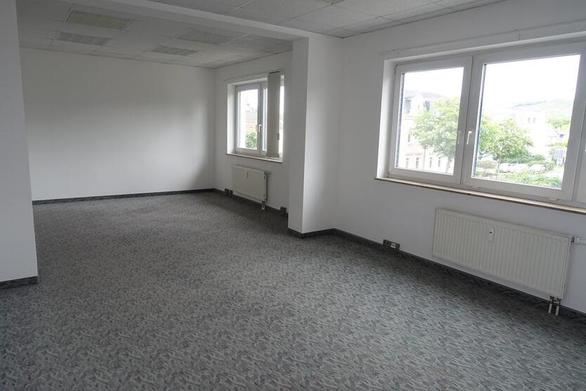 Büro- Praxisfläche in Wohn- + Geschäftshaus zimmer