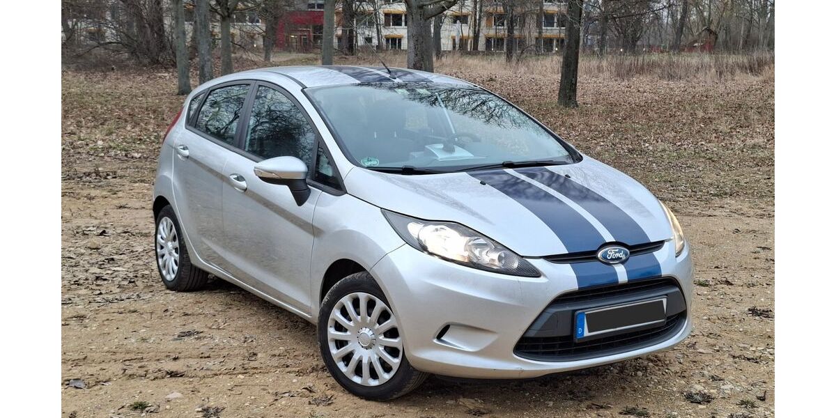 Ford Fiesta 93.000 km 3.500 &euro; Dresden 01309