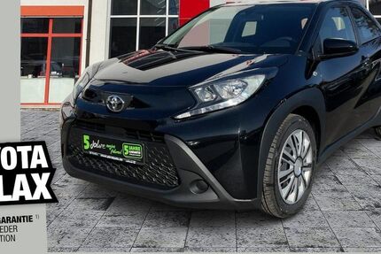 Toyota Aygo (X) 12.100 km 12.690 &euro; Dresden 01139