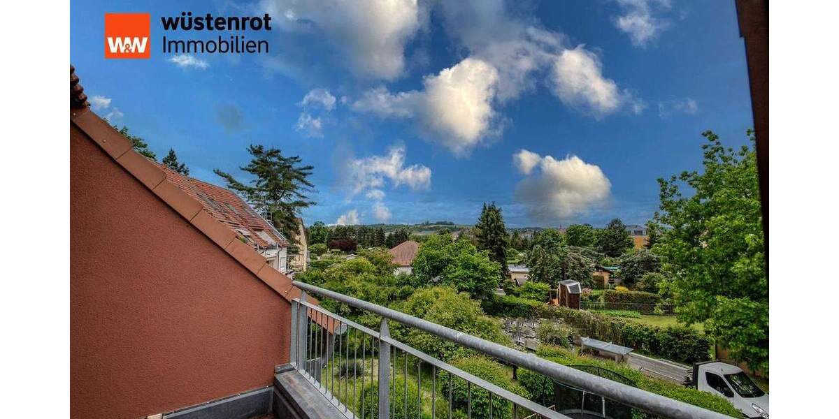 Großzügige Maisonette-Wohnung mit Dachterrasse in ruhiger Lage von Heidenau 4 zimmer