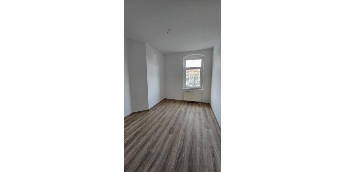 Etagenwohnung Heidenau - 3 Zimmer, 70 m&sup2;, 560&euro; | Angebot:25055699