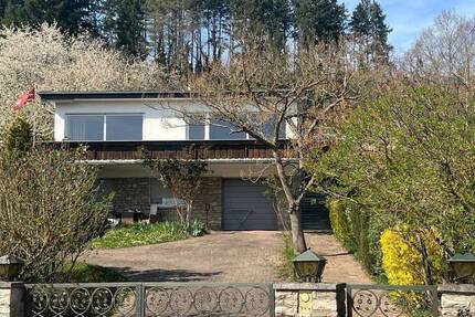 Traumhaftes Einfamilienhaus mit ELW mit zusätzlichem Baugrundstück in Top-Lage von Bad Sobernheim!