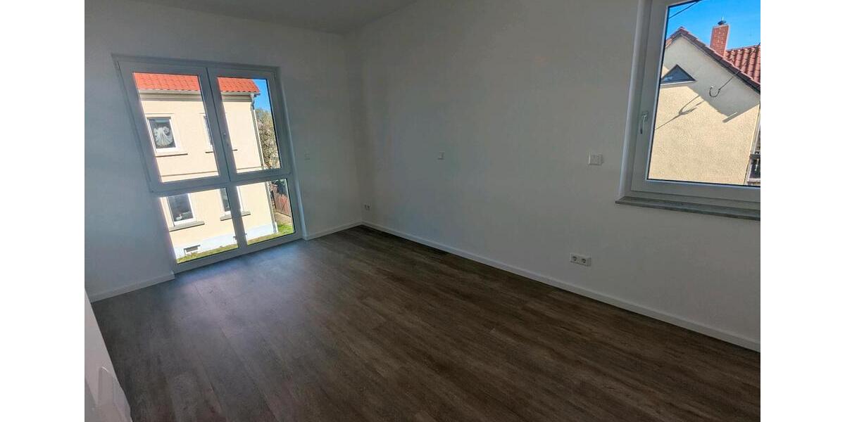 Etagenwohnung Dresden Weixdorf - 7 Zimmer, 152 m&sup2;, 2.950&euro; | Angebot:26397611