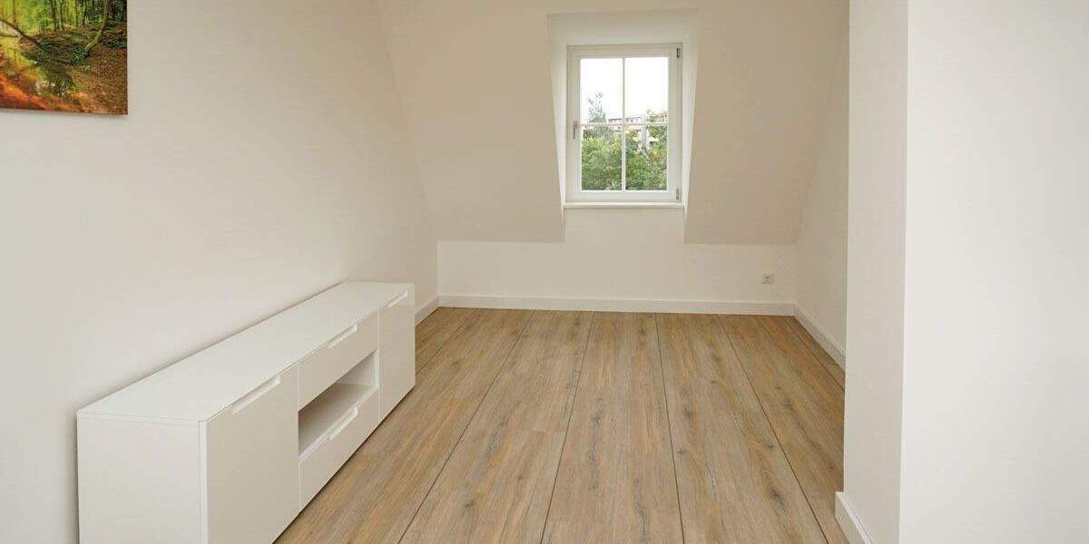 Etagenwohnung Dresden Naußlitz - 2 Zimmer, 47 m&sup2;, 195.000&euro; | Angebot:25821098