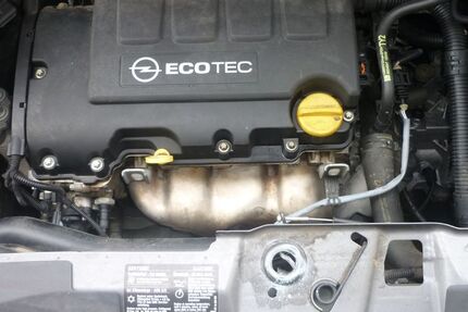Opel Meriva 100.000 km 2.999 &euro; Dresden 01159