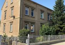 Großzügiges Wohnhaus mit Entwicklungspotenzial auf ca. 2.420 m² Grundstück in Weinböhla
