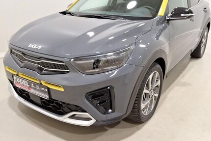 Kia Stonic 5.080 km 20.999 € Dresden 01157