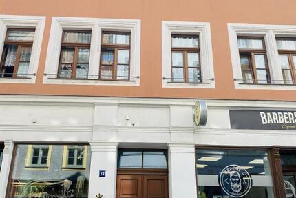 Der perfekte Platz im Hinterhaus für Kosmetik, Nagelpflege, Fotostudio oder Schülerhilfe! zimmer