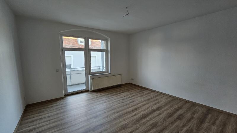 Etagenwohnung Heidenau - 3 Zimmer, 70 m&sup2;, 560&euro; | Angebot:25055699