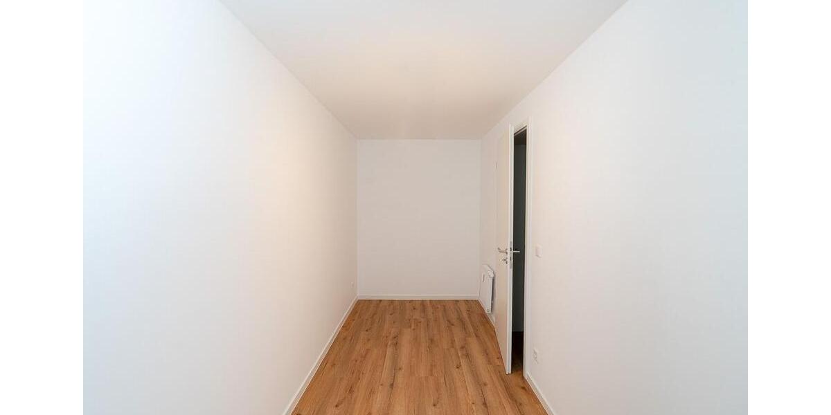 Etagenwohnung Dresden Loschwitz - 3 Zimmer, 118 m&sup2;, 1.300&euro; | Angebot:25483674