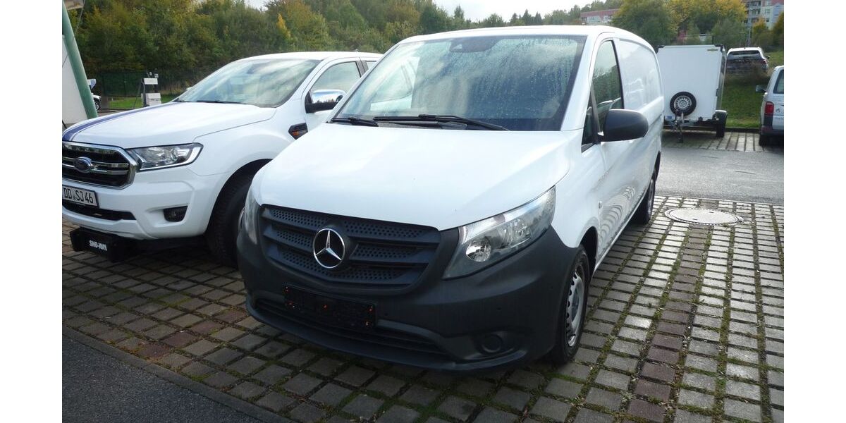 Mercedes-Benz Vito 122.300 km 10.850 &euro; Dresden 01159