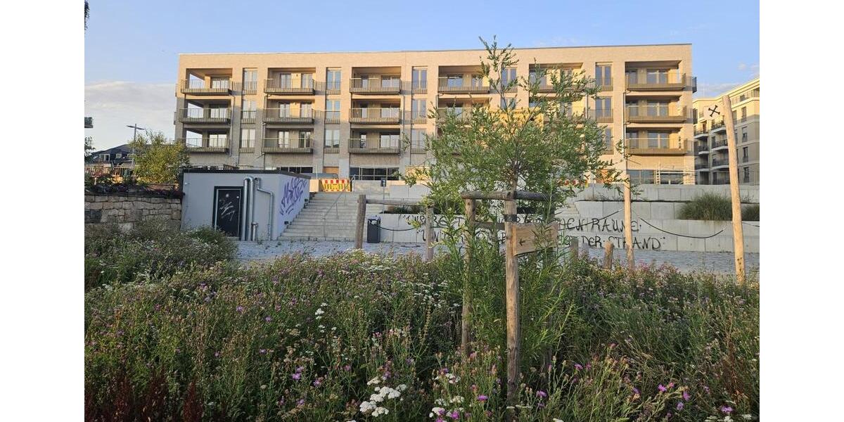 Etagenwohnung Dresden Neustadt - 4 Zimmer, 107 m&sup2;, 1.925&euro; | Angebot:26483003