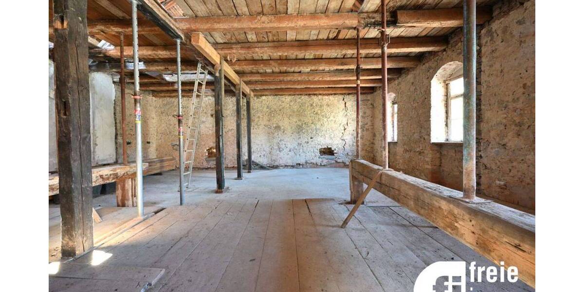 Mehrfamilienhaus, Wohnhaus Radeburg - 1 Zimmer, 394 m&sup2;, 195.000&euro; | Angebot:25768799