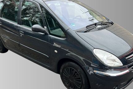 Citroen Xsara Picasso 150.000 km 1.999 &euro; Dresden 01139