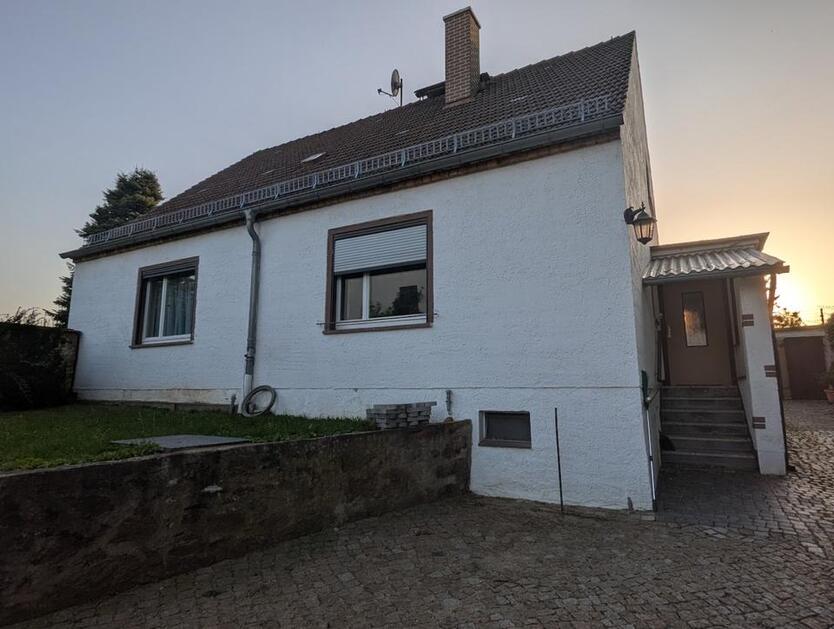 Einfamilienhaus mit Garten