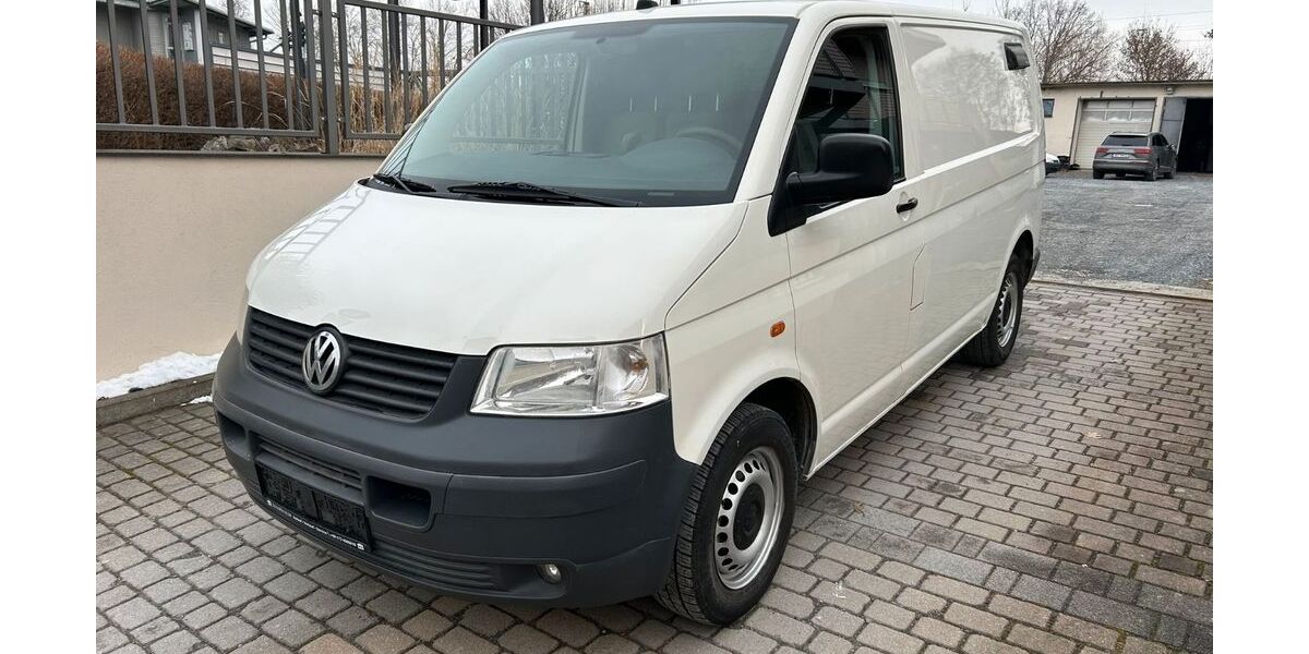VW T5 Transporter 187.000 km 6.950 &euro; Coswig 01640
