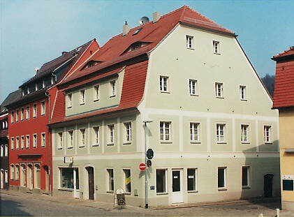 Wohnen, wo andere Urlaub machen! 2-Raum-Wohnung direkt im Zentrum von Königstein