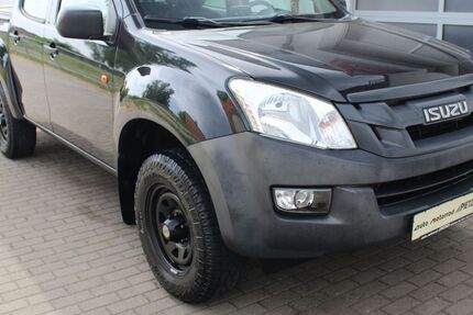 Isuzu D-Max 141.554 km 16.490 &euro; Radebeul-Dresden 01445
