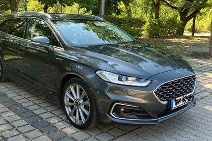 Ford Mondeo 89.000 km 22.900 € Bannewitz bei Dresden 01728