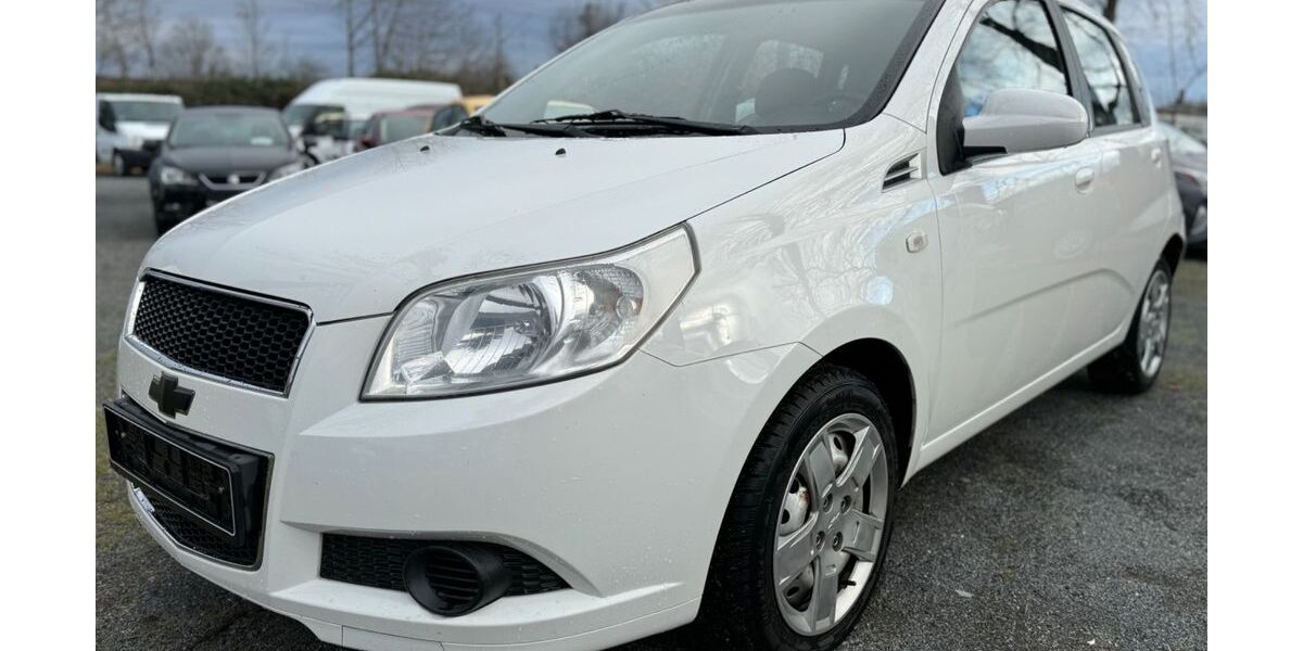 Chevrolet Aveo 83.000 km 2.500 &euro; Dresden 01097