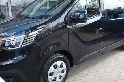 Renault Trafic 33.100 km 34.990 &euro; Dresden 01217