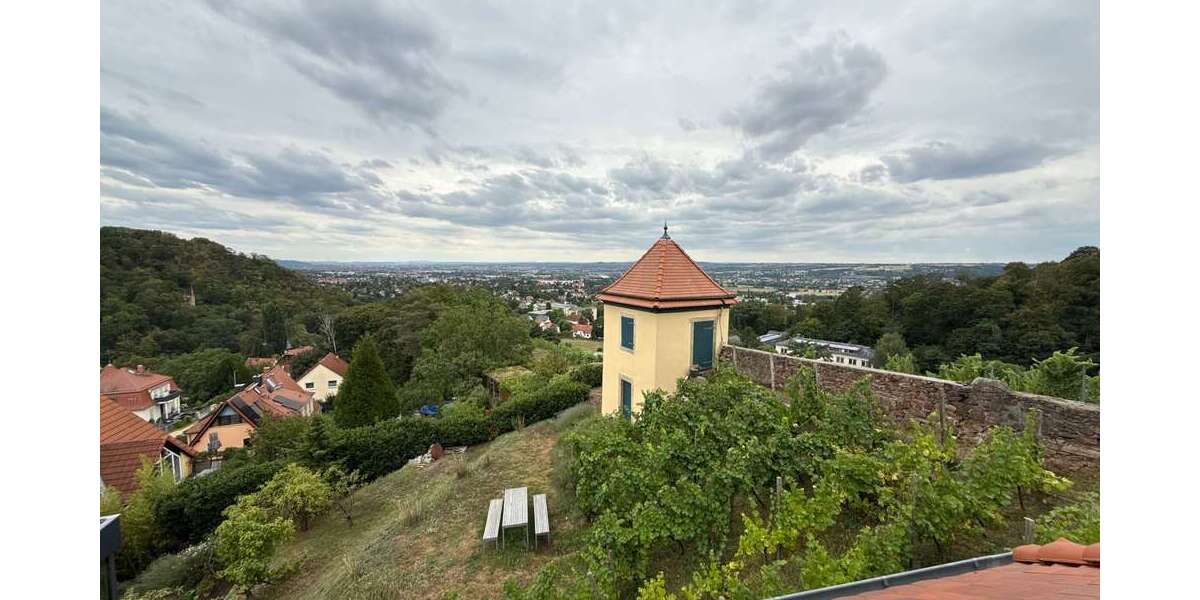 Einfamilienhaus Radebeul - 5 Zimmer, 145 m&sup2;, 2.450&euro; | Angebot:27462277