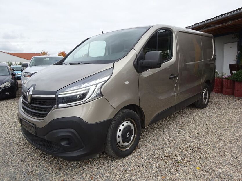Renault Trafic 346.558 km 6.800 € Dresden 01219