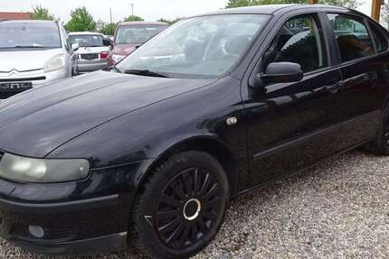 Seat Toledo 323.499 km 750 &euro; Dresden 01219