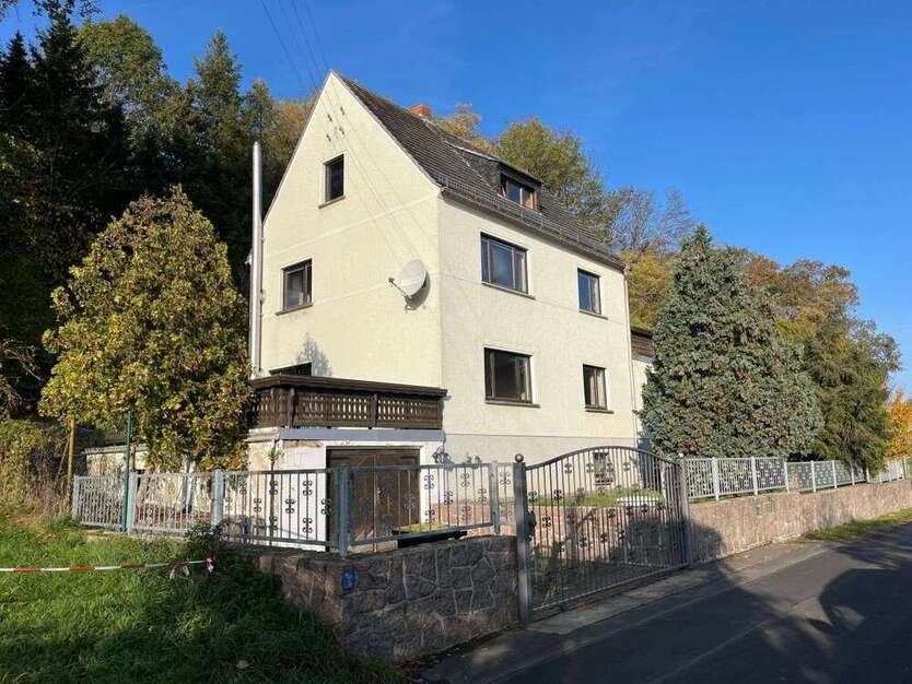 Haus zum Kaufen in Coswig 349.000 € 204.63 m²