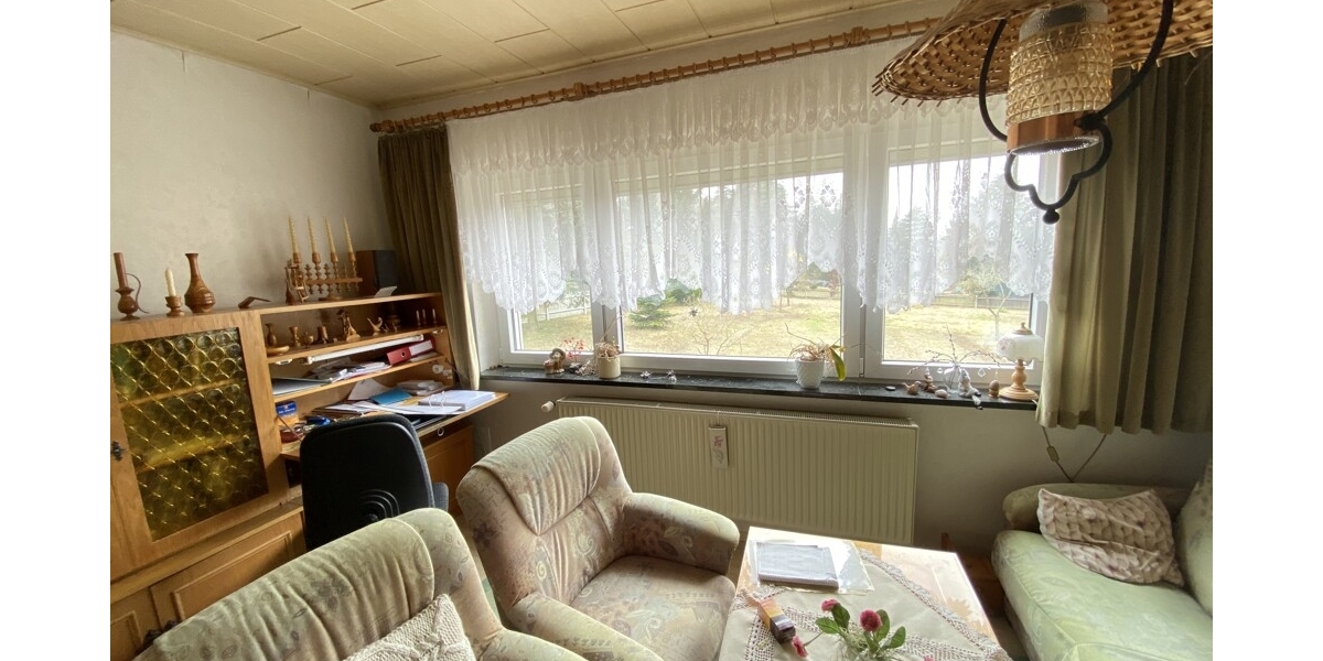 Einfamilienhaus mit ganz viel Potential und XL Grundstück in begehrter und ruhiger Siedlungslage - Einfamilienhaus Weinböhla | Angebot:27156514
